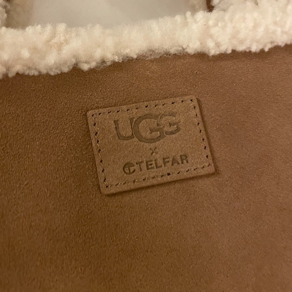 NEVER USED TELFAR X UGG COLLAB MEDIUM BAG - Picture 3 of 11
